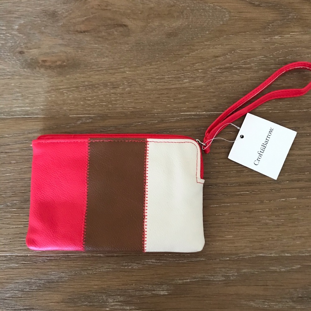 NWT Wristlet